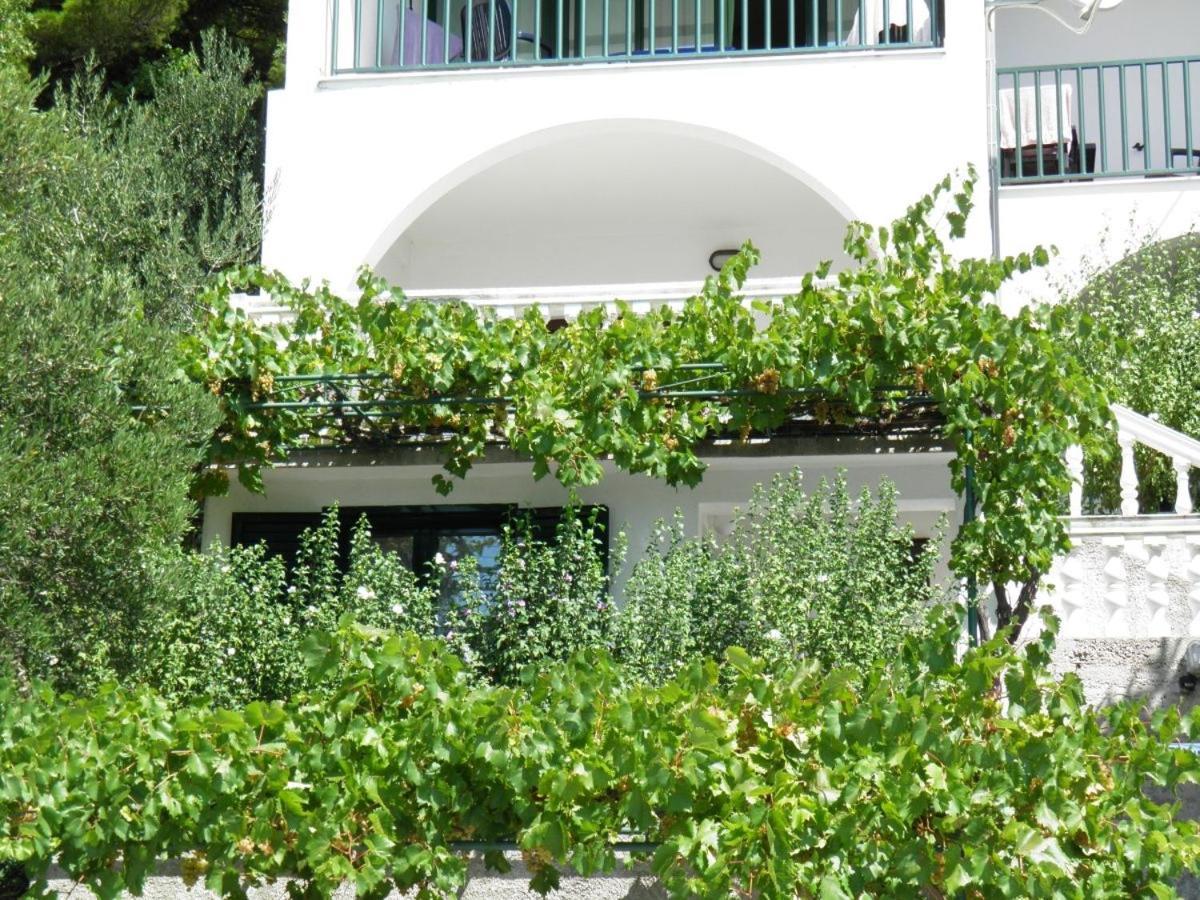 Apartments With A Parking Space Brela, Makarska - 11687 Εξωτερικό φωτογραφία