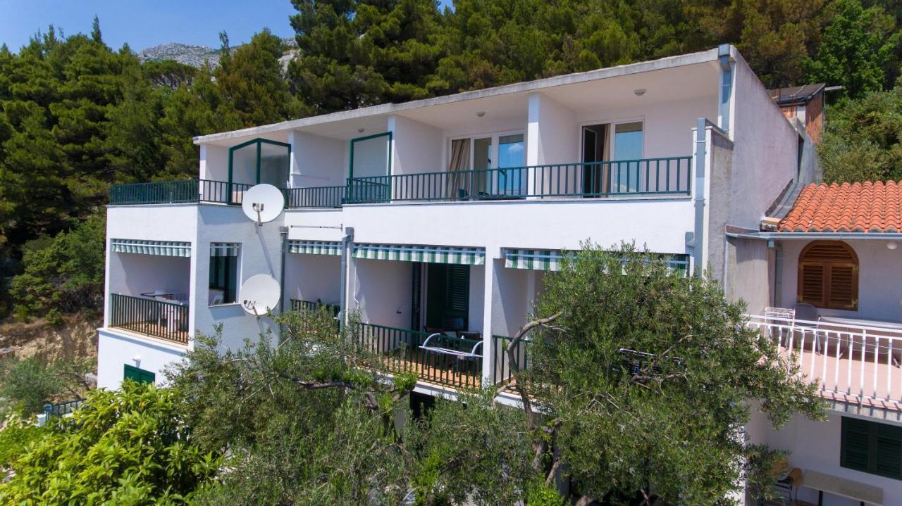 Apartments With A Parking Space Brela, Makarska - 11687 Εξωτερικό φωτογραφία