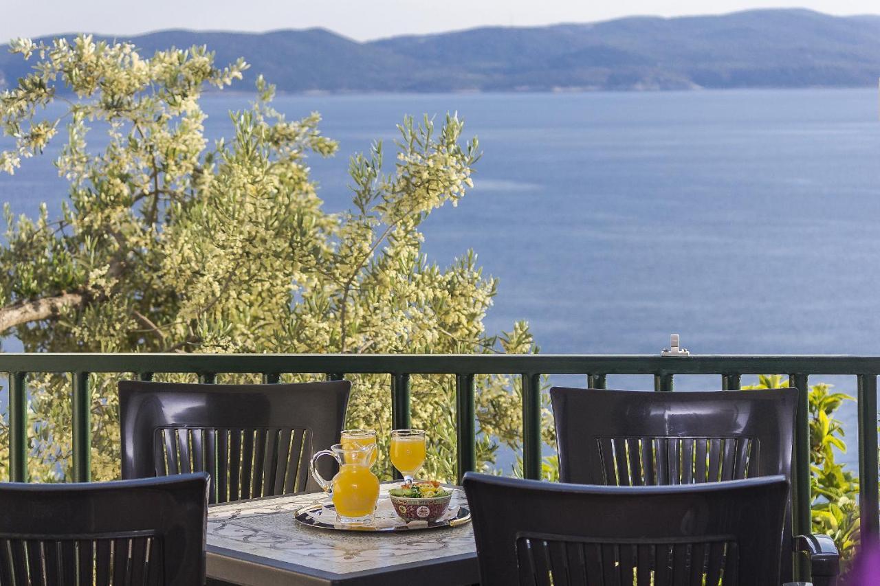 Apartments With A Parking Space Brela, Makarska - 11687 Εξωτερικό φωτογραφία