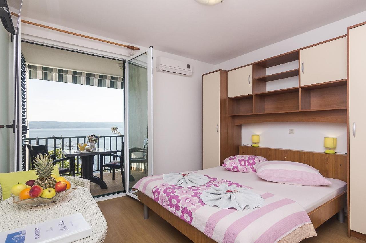 Apartments With A Parking Space Brela, Makarska - 11687 Εξωτερικό φωτογραφία