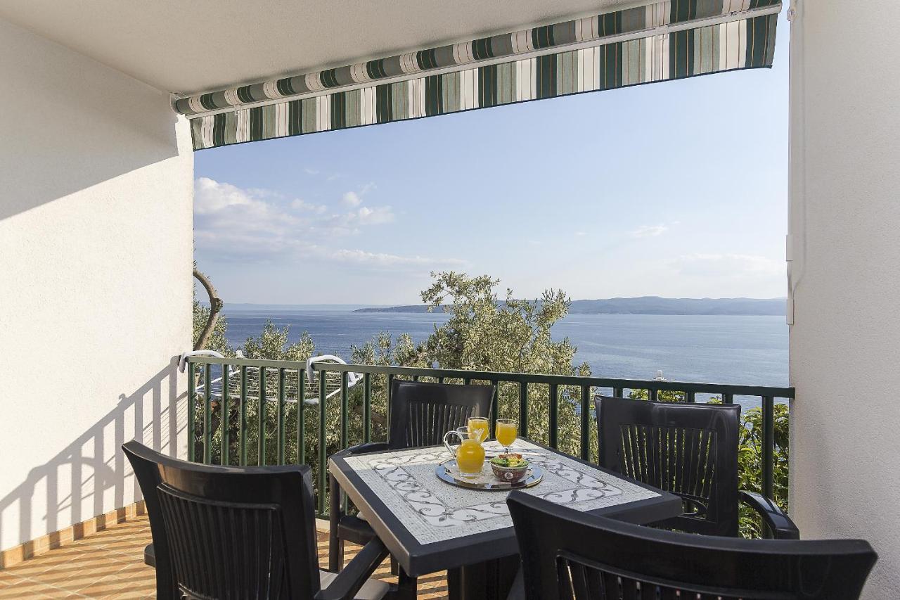 Apartments With A Parking Space Brela, Makarska - 11687 Εξωτερικό φωτογραφία