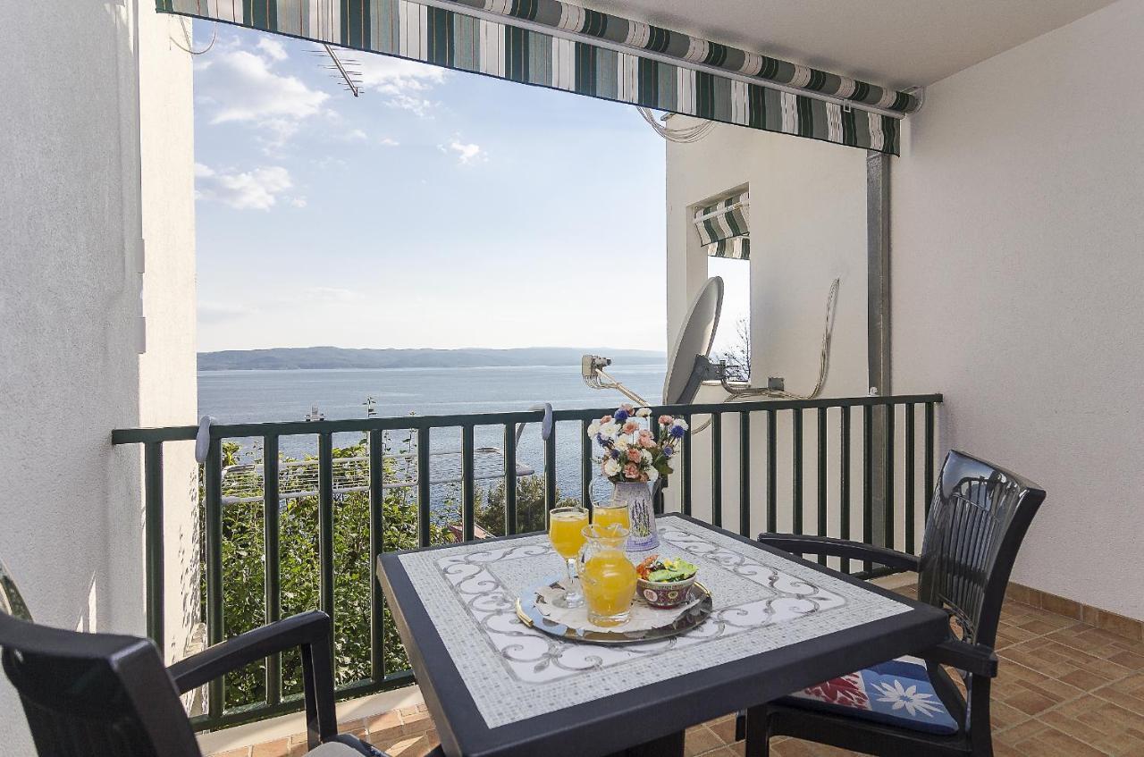 Apartments With A Parking Space Brela, Makarska - 11687 Εξωτερικό φωτογραφία